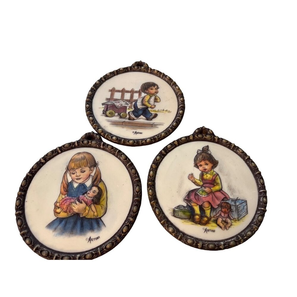 3 VTG Hand-Painted Artini 4 dimensional Sculptured Children Engraving Plaques -